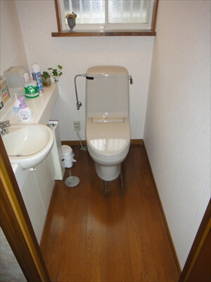 トイレ工事　Before