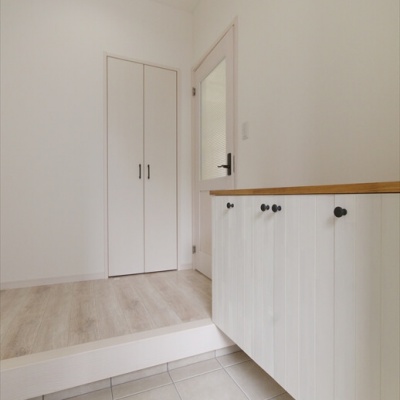 玄関ホール　シューズクローク